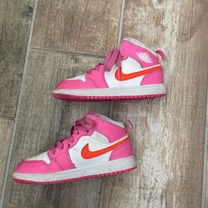 Kids Pink air Jordan, gently used. Size 11
